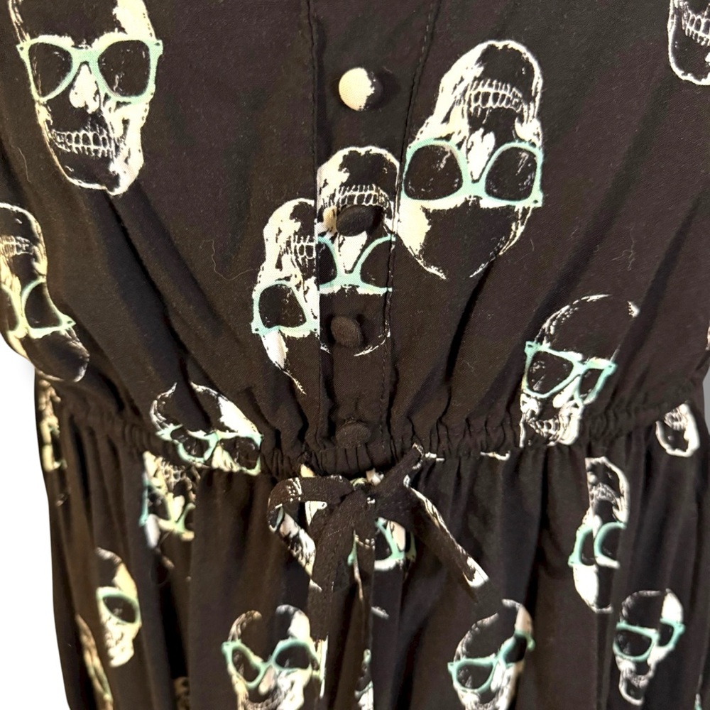 Torrid Skull Sunglasses Dress Size 1 - Picture 2 of 3